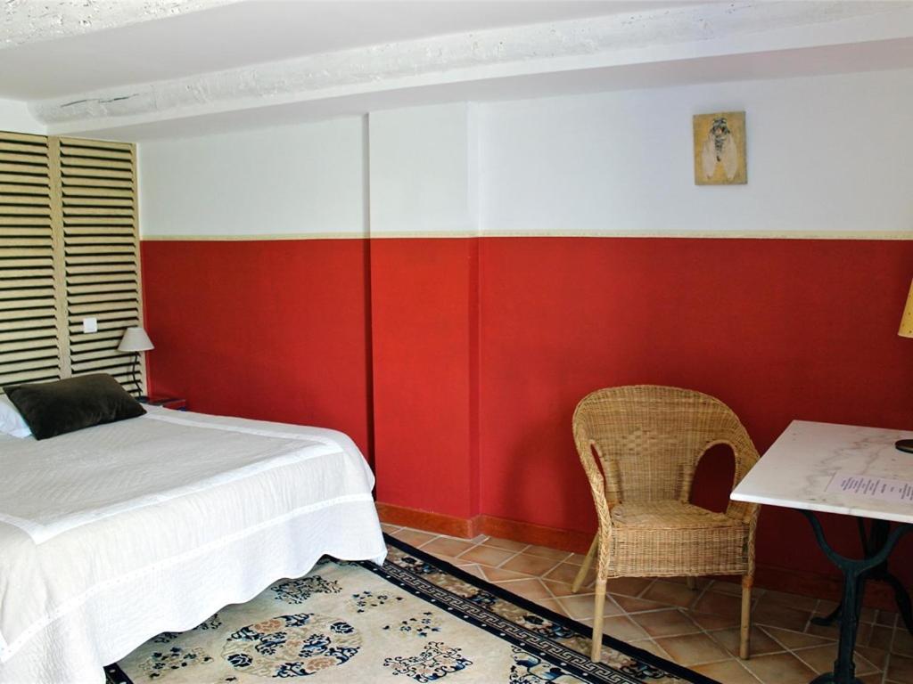 Chambre D'Hote La Beaudine Форкалкер Стая снимка