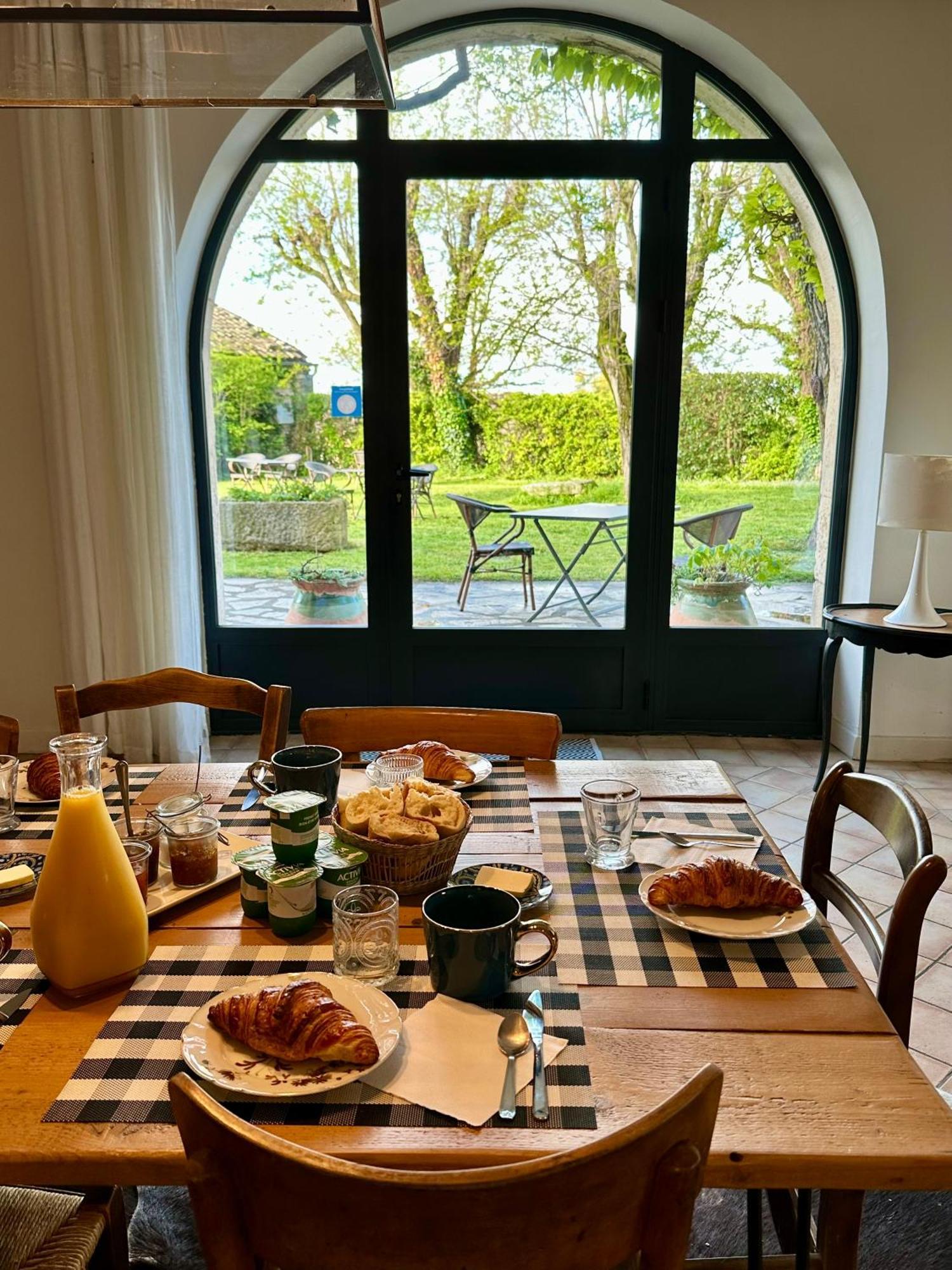 Chambre D'Hote La Beaudine Форкалкер Екстериор снимка